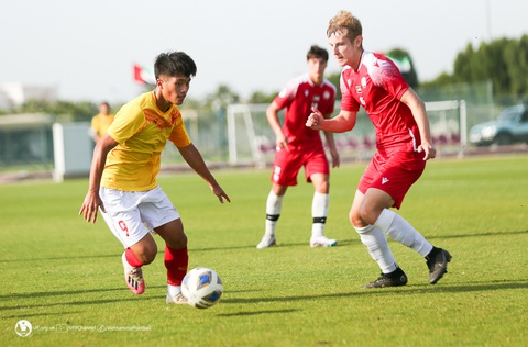 U20 Việt Nam áp đảo nhưng chưa đủ và thua đội hạng 2 UAE - Ảnh 1. U20 Việt Nam áp đảo nhưng chưa đủ và thua đội hạng 2 UAE - Ảnh 1.