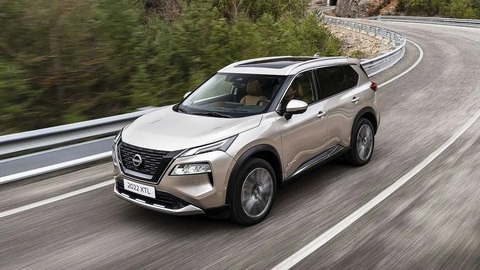 Nissan nghi xe hybrid của Toyota phóng đại mức độ ăn xăng - Ảnh 1. Nissan nghi xe hybrid của Toyota phóng đại mức độ ăn xăng - Ảnh 1.