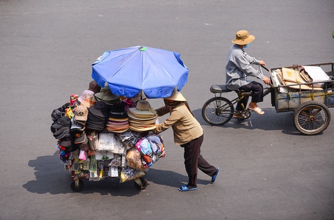 Thời tiết hôm nay 24-2: Nam Bộ ngày nắng, Bắc Bộ rét, Trung Bộ mưa to - Ảnh 1. Thời tiết hôm nay 24-2: Nam Bộ ngày nắng, Bắc Bộ rét, Trung Bộ mưa to - Ảnh 1.