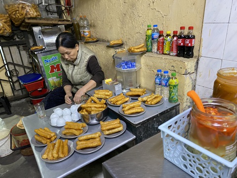 Phở Thìn Bờ Hồ - Quán phở hoài niệm của tôi - Ảnh 3. Phở Thìn Bờ Hồ - Quán phở hoài niệm của tôi - Ảnh 3.