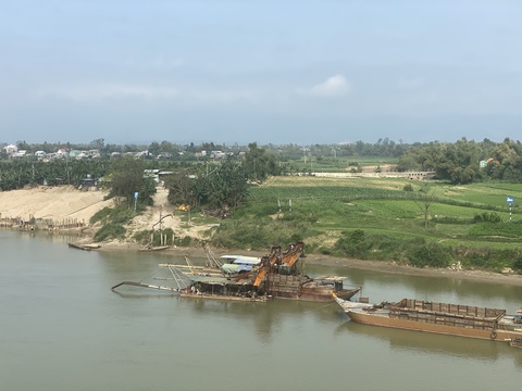 Các mỏ đầu mối tại Quảng Nam khai thác trở lại để hạ nhiệt giá cát - Ảnh 1. Các mỏ đầu mối tại Quảng Nam khai thác trở lại để hạ nhiệt giá cát - Ảnh 1.