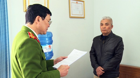 Bắt một giám đốc đăng kiểm phương tiện thủy nội địa ở Thái Bình - Ảnh 1. Bắt một giám đốc đăng kiểm phương tiện thủy nội địa ở Thái Bình - Ảnh 1.
