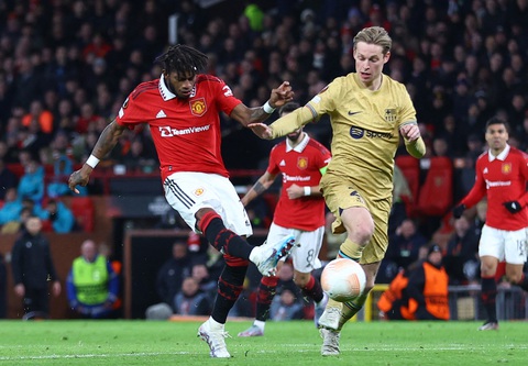 Ngược dòng ở Old Trafford, Man United loại Barca khỏi Europa League - Ảnh 2. Ngược dòng ở Old Trafford, Man United loại Barca khỏi Europa League - Ảnh 2.