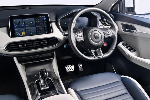 MG HS sắp trở lại Việt Nam bằng bản nhập Thái, tăng sức cạnh tranh Honda CR-V, Mazda CX-5 - Ảnh 4. MG HS sắp trở lại Việt Nam bằng bản nhập Thái, tăng sức cạnh tranh Honda CR-V, Mazda CX-5 - Ảnh 4.