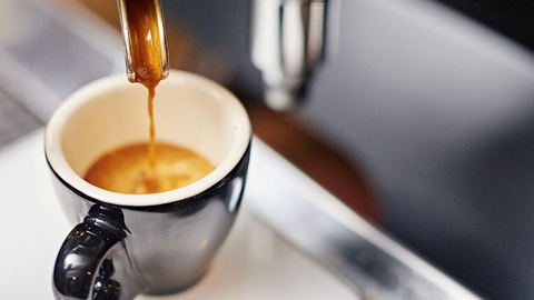 Cà phê sữa đá Việt Nam ngon thứ nhì thế giới - Ảnh 3. Cà phê sữa đá Việt Nam ngon thứ nhì thế giới - Ảnh 3.