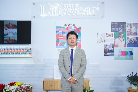 UNIQLO và những diệu kỳ ở BST LifeWear Xuân/Hè 2023 - Ảnh 1. Ông Osamu Ikezoe (Tổng giám đốc UNIQLO Việt Nam) - Ảnh: UNIQLO