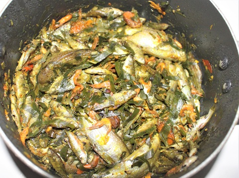 Mì Quảng cá mương của mẹ - Ảnh 2. Mì Quảng cá mương của mẹ - Ảnh 2.