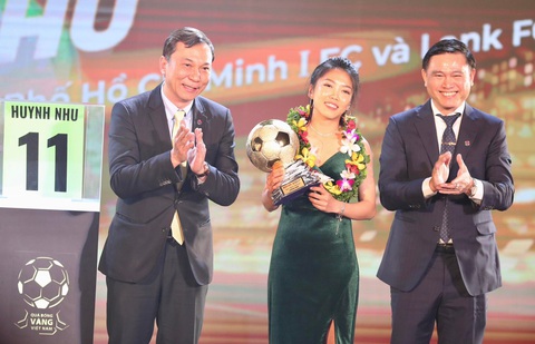Văn Quyết, Huỳnh Như đoạt Quả bóng vàng Việt Nam 2022 - Ảnh 2. Huỳnh Như lần thứ 5 đoạt Quả bóng vàng Việt Nam - Ảnh: NGUYÊN KHÔI