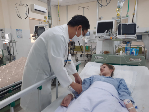 Nữ giới bị ngộ độc rượu, chất gây nghiện gia tăng và ngày càng trẻ hóa - Ảnh 1. Nữ giới bị ngộ độc rượu, chất gây nghiện gia tăng và ngày càng trẻ hóa - Ảnh 1.