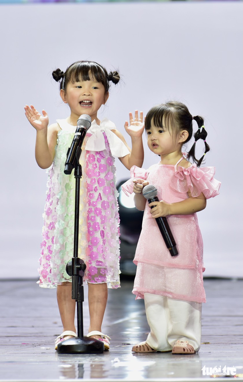 HKT48 khuấy động sân khấu Lễ hội Việt - Nhật 2023 - Ảnh 4. HKT48 khuấy động sân khấu Lễ hội Việt - Nhật 2023 - Ảnh 4.
