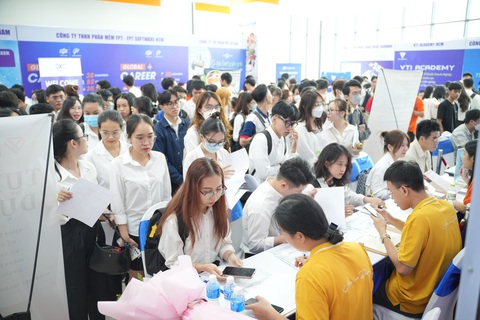 Ứng dụng công nghệ số trong phỏng vấn thực tập tốt nghiệp tại UEF - Ảnh 3. Ứng dụng công nghệ số trong phỏng vấn thực tập tốt nghiệp tại UEF - Ảnh 3.