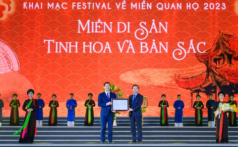 Bắc Ninh nhận quyết định về ba bảo vật quốc gia độc nhất vô nhị - Ảnh 1. Bắc Ninh nhận quyết định về ba bảo vật quốc gia độc nhất vô nhị - Ảnh 1.