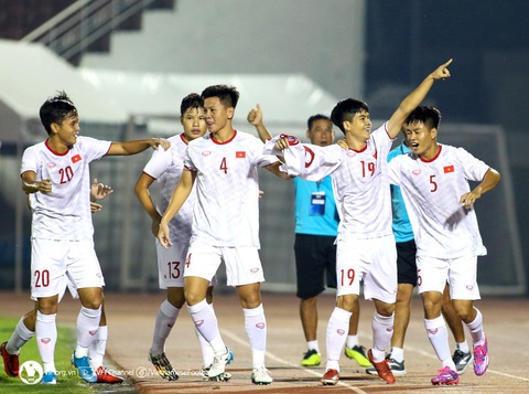 HLV Philippe Troussier công bố danh sách tập trung 41 cầu thủ đội U23 Việt Nam - Ảnh 1. HLV Philippe Troussier công bố danh sách tập trung 41 cầu thủ đội U23 Việt Nam - Ảnh 1.