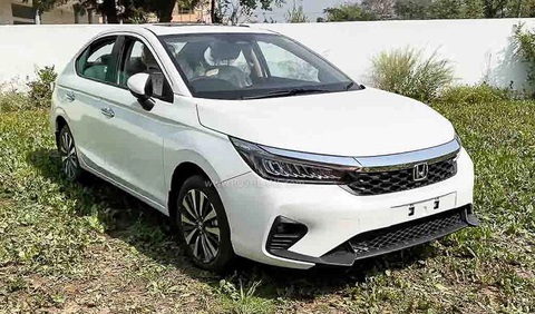 Honda City 2023 lộ diện ngoài đời thực: Vỏ cũ, thêm cửa sổ trời - Ảnh 2. Honda City 2023 lộ diện ngoài đời thực: Vỏ cũ, thêm cửa sổ trời - Ảnh 2.