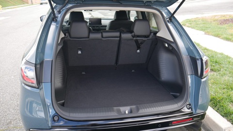 Thử độ rộng khoang hành lý của Honda HR-V: Nhỏ hơn trước, bị đối thủ vượt mặt - Ảnh 2. Thử độ rộng khoang hành lý của Honda HR-V: Nhỏ hơn trước, bị đối thủ vượt mặt - Ảnh 2.