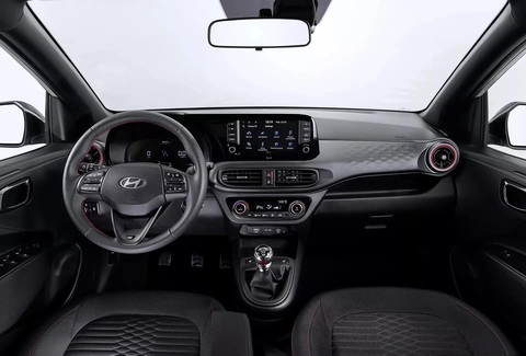 Hyundai i10 2023 trình diện, phiên bản ‘xịn’ thêm đèn gầm soi chân - Ảnh 2. Hyundai i10 2023 trình diện, phiên bản ‘xịn’ thêm đèn gầm soi chân - Ảnh 2.