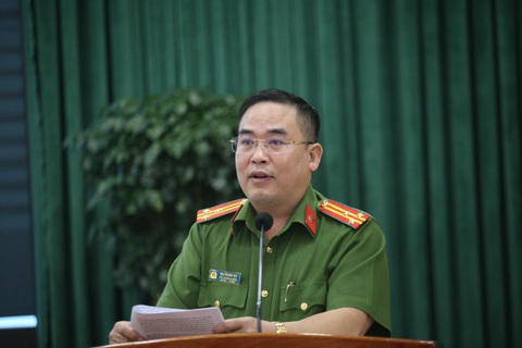 TP.HCM: Nhiều bộ phận một cửa còn yêu cầu giấy xác nhận cư trú - Ảnh 1. TP.HCM: Nhiều bộ phận một cửa còn yêu cầu giấy xác nhận cư trú - Ảnh 1.