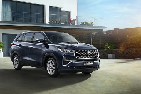 Toyota Innova nâng cấp… đời cũ dù đã ra mắt đời mới - Ảnh 2. Toyota Innova nâng cấp… đời cũ dù đã ra mắt đời mới - Ảnh 2.