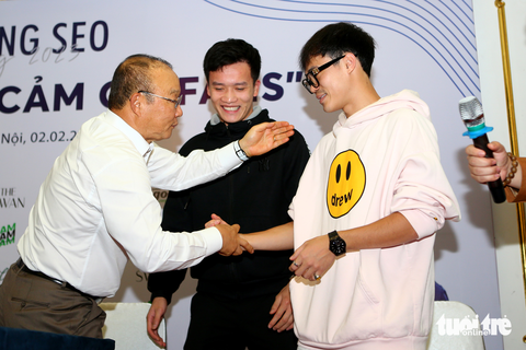 Ông Park Hang Seo muốn phát triển bóng đá học đường Việt Nam - Ảnh 3. Ông Park Hang Seo muốn phát triển bóng đá học đường Việt Nam - Ảnh 3.