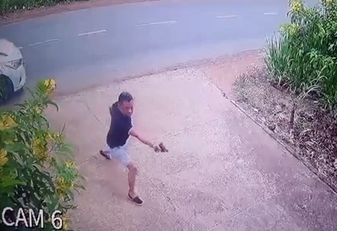 Mâu thuẫn trên TikTok, nổ súng vào nhà đối phương - Ảnh 1. Mâu thuẫn trên TikTok, nổ súng vào nhà đối phương - Ảnh 1.