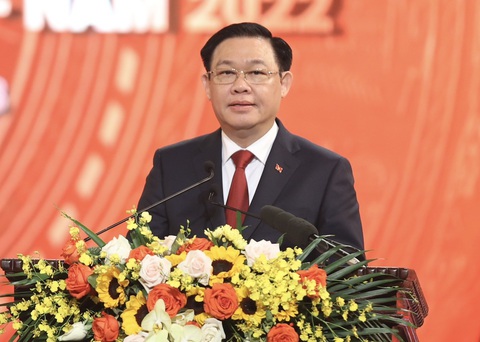 6 tác phẩm đoạt giải A Búa liềm vàng 2022 - Ảnh 2. 6 tác phẩm đoạt giải A Búa liềm vàng 2022 - Ảnh 2.