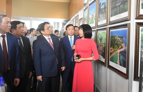 Thủ tướng: Bắc Trung Bộ và duyên hải Trung Bộ phải đột phá của đột phá - Ảnh 4. Thủ tướng: Bắc Trung Bộ và duyên hải Trung Bộ phải đột phá của đột phá - Ảnh 4.