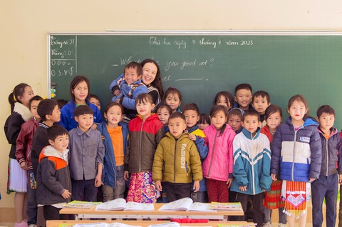 "Gửi" tiếng Anh đến cao nguyên đá Mèo Vạc - Ảnh 1. "Gửi" tiếng Anh đến cao nguyên đá Mèo Vạc - Ảnh 1.