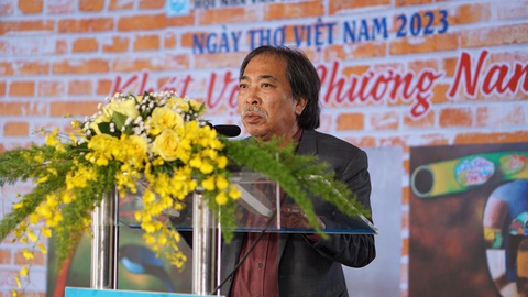 Ngày thơ là một tín hiệu kỳ diệu - Ảnh 3. Ngày thơ là một tín hiệu kỳ diệu - Ảnh 3.