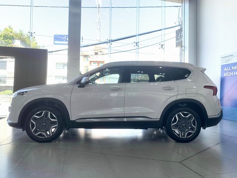 Xe ‘quá date giảm giá mạnh, Hyundai Grand i10 còn chưa đến 400 triệu đồng - Ảnh 2. Xe ‘quá date giảm giá mạnh, Hyundai Grand i10 còn chưa đến 400 triệu đồng - Ảnh 2.