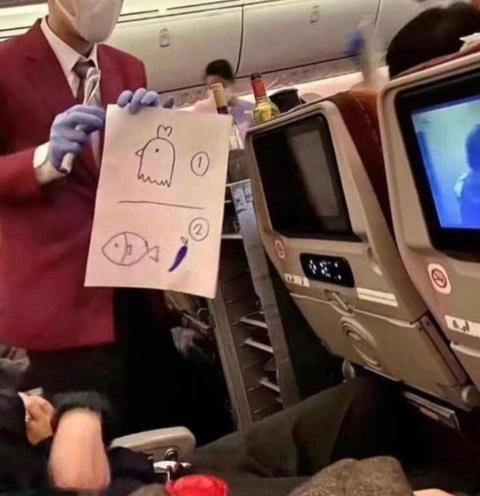 Ảnh vui 6-2: Lộc Fuho đóng vét làm giám đốc công ty xây dựng - Ảnh 6. Ảnh vui 6-2: Lộc Fuho đóng vét làm giám đốc công ty xây dựng - Ảnh 6.