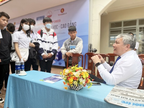 Ba chương trình tư vấn tuyển sinh - hướng nghiệp cuối tuần - Ảnh 1. Ba chương trình tư vấn tuyển sinh - hướng nghiệp cuối tuần - Ảnh 1.