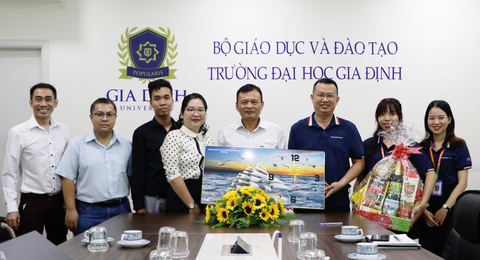 Hoàn thành giấc mơ đại học với học phí 80 triệu đồng toàn khoá - Ảnh 4. Hoàn thành giấc mơ đại học với học phí 80 triệu đồng toàn khoá - Ảnh 4.