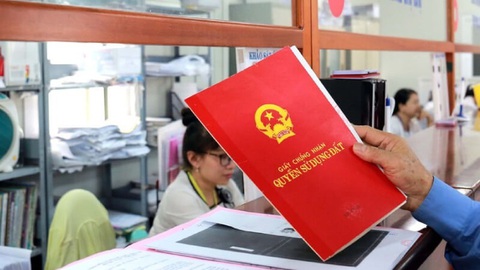 Người dân không cần điều chỉnh sổ đỏ khi thay đổi tên đơn vị hành chính - Ảnh 2.