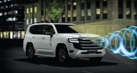 Toyota Land Cruiser 2023 lặng lẽ xuất hiện ở Việt Nam, bị đội giá hơn 1 tỉ đồng - Ảnh 11. Toyota Land Cruiser 2023 lặng lẽ xuất hiện ở Việt Nam, bị đội giá hơn 1 tỉ đồng - Ảnh 11.