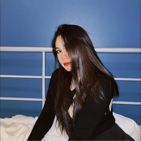 Nhan sắc trong trẻo cùng thành tích học tập khủng của Miss Xuân 2023 tại châu Âu - Ảnh 6. Nhan sắc trong trẻo cùng thành tích học tập khủng của Miss Xuân 2023 tại châu Âu - Ảnh 6.
