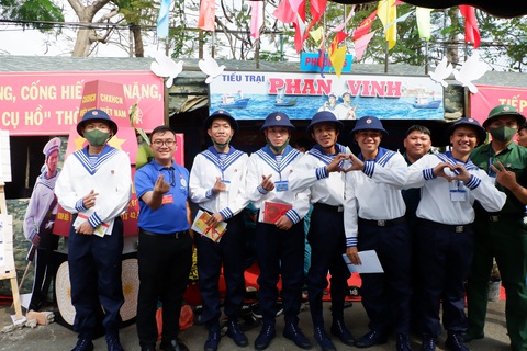 Hội trại tòng quân TP.HCM năm 2023 - Ảnh 1. Hội trại tòng quân TP.HCM năm 2023 - Ảnh 1.