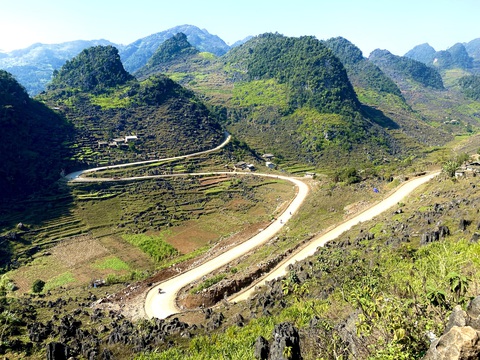 Vòng quanh Hà Giang 4 ngày 3 đêm: Nơi mỗi phiến đá hát một bài ca - Ảnh 12. Vòng quanh Hà Giang 4 ngày 3 đêm: Nơi mỗi phiến đá hát một bài ca - Ảnh 12.
