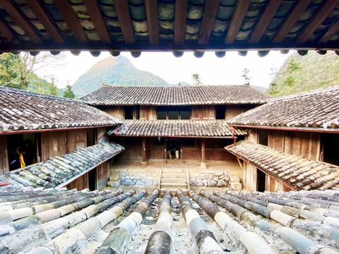 Vòng quanh Hà Giang 4 ngày 3 đêm: Nơi mỗi phiến đá hát một bài ca - Ảnh 5. Vòng quanh Hà Giang 4 ngày 3 đêm: Nơi mỗi phiến đá hát một bài ca - Ảnh 5.
