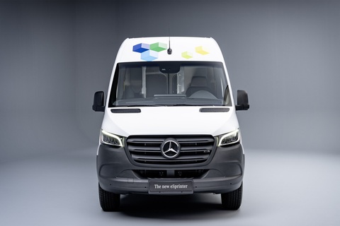 ‘Nhà di động’ chạy điện của Mercedes-Benz: Rộng rãi như ‘căn hộ 1 phòng ngủ’, tự tính toán đường đi - Ảnh 13. ‘Nhà di động’ chạy điện của Mercedes-Benz: Rộng rãi như ‘căn hộ 1 phòng ngủ’, tự tính toán đường đi - Ảnh 13.