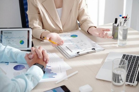 Trưởng phòng kinh doanh có phải là nghề “hái” ra tiền? – Phần 1/2 - Ảnh 2. Trưởng phòng kinh doanh có phải là nghề “hái” ra tiền? – Phần 1/2 - Ảnh 2.