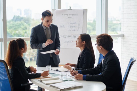 Trưởng phòng kinh doanh có phải là nghề “hái” ra tiền? – Phần 2/2 - Ảnh 1. Trưởng phòng kinh doanh có phải là nghề “hái” ra tiền? – Phần 2/2 - Ảnh 1.