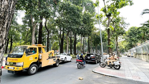 Thu phí sử dụng vỉa hè, lòng đường: Làm sao cho trật tự và hài hòa? - Ảnh 1. Thu phí sử dụng vỉa hè, lòng đường: Làm sao cho trật tự và hài hòa? - Ảnh 1.