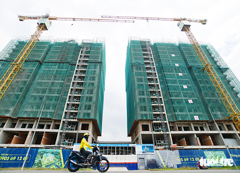 Ngân hàng - doanh nghiệp bất động sản: Cùng một con thuyền - Ảnh 1. Ngân hàng - doanh nghiệp bất động sản: Cùng một con thuyền - Ảnh 1.