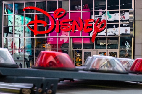 Walt Disney cắt giảm 7.000 việc làm - Ảnh 1. Walt Disney cắt giảm 7.000 việc làm - Ảnh 1.