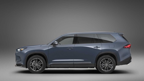 Toyota Grand Highlander 2023 ra mắt: 3 hàng ghế, 7 cổng USB và vô số điểm thực dụng - Ảnh 3. Toyota Grand Highlander 2023 ra mắt: 3 hàng ghế, 7 cổng USB và vô số điểm thực dụng - Ảnh 3.
