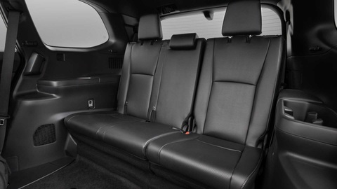Toyota Grand Highlander 2023 ra mắt: 3 hàng ghế, 7 cổng USB và vô số điểm thực dụng - Ảnh 8. Toyota Grand Highlander 2023 ra mắt: 3 hàng ghế, 7 cổng USB và vô số điểm thực dụng - Ảnh 8.