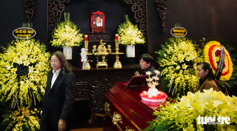 Tiễn biệt Dương Tường trong tiếng ‘dương cầm lạnh’ và ‘tình khúc 24’ - Ảnh 5. Tiễn biệt Dương Tường trong tiếng ‘dương cầm lạnh’ và ‘tình khúc 24’ - Ảnh 5.