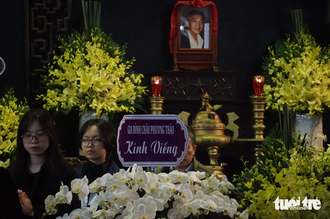 Tiễn biệt Dương Tường trong tiếng ‘dương cầm lạnh’ và ‘tình khúc 24’ - Ảnh 7. Tiễn biệt Dương Tường trong tiếng ‘dương cầm lạnh’ và ‘tình khúc 24’ - Ảnh 7.