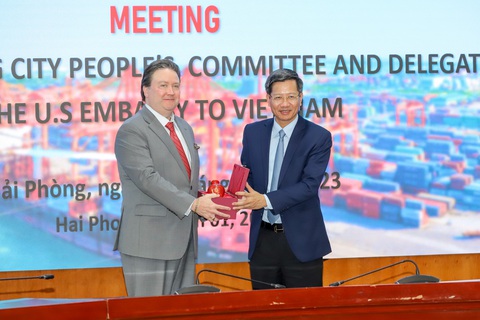 Đại sứ Mỹ Marc E.Knapper mong nhà đầu tư biết đến sức hấp dẫn của Hải Phòng - Ảnh 1. Đại sứ Mỹ Marc E.Knapper mong nhà đầu tư biết đến sức hấp dẫn của Hải Phòng - Ảnh 1.