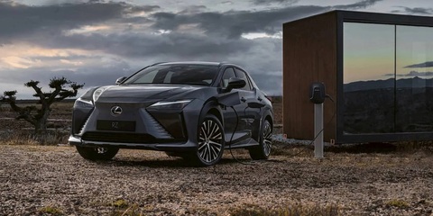 Tháo tung một chiếc Tesla, sếp Toyota thừa nhận đây là ‘tác phẩm nghệ thuật’ - Ảnh 2. Tháo tung một chiếc Tesla, sếp Toyota thừa nhận đây là ‘tác phẩm nghệ thuật’ - Ảnh 2.